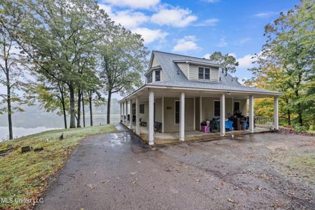 10888 Glen Cairn Cove