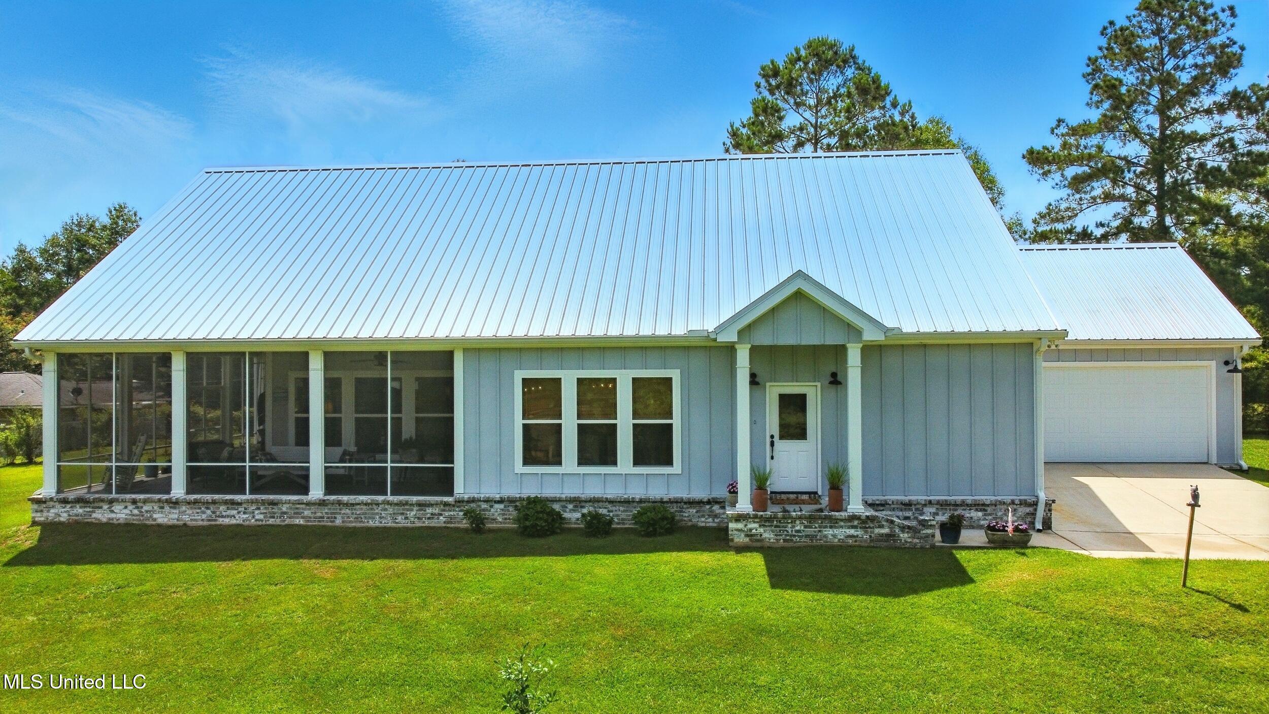 Image 2: 1_front elevation