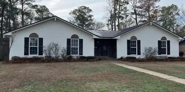 118 Oak Drive