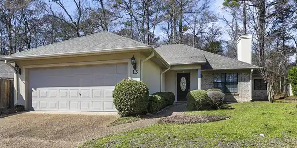 13 Mallard Pointe Circle