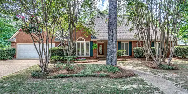 304 Hillchase Drive