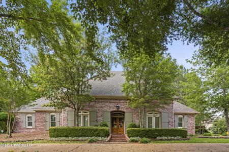 116 Hampton Way