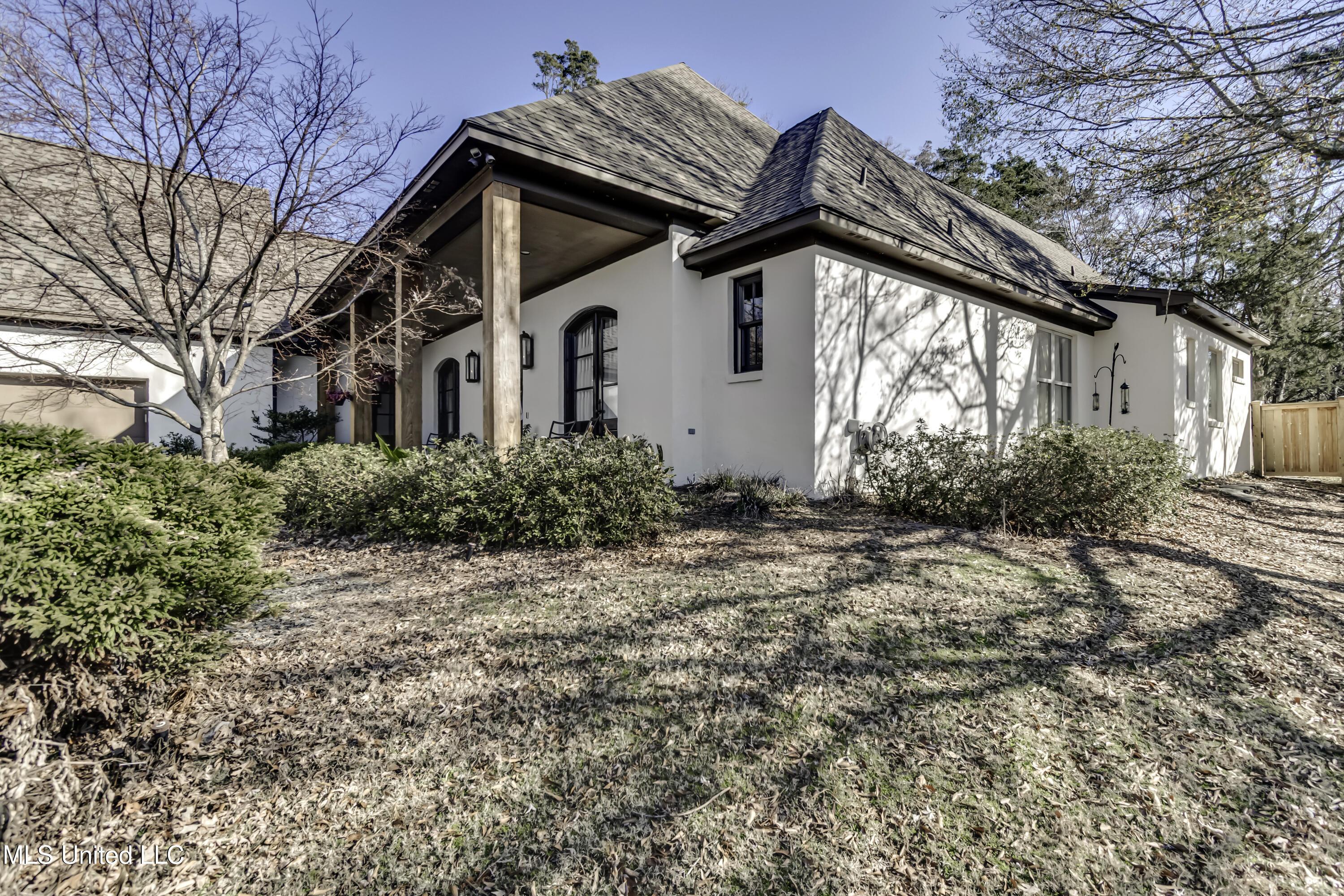 Image 4: 180 Wrights Mill Dr b--10