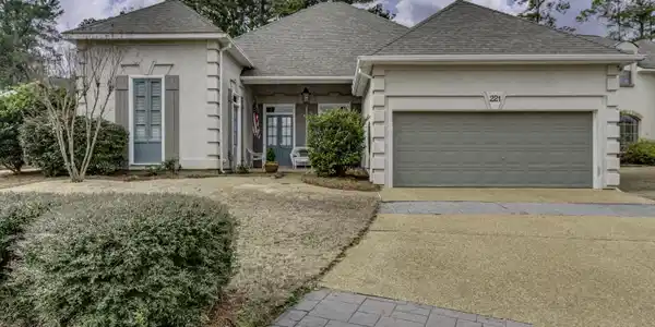 221 Bayview Drive