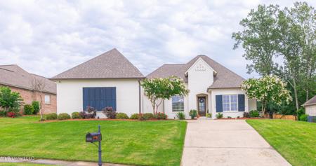102 Camden Pte