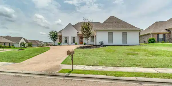 360 Emerald Way