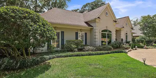 107 Country Club Drive