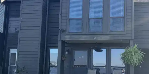 10 Lake Barnett Drive