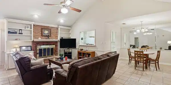 Image 4: 7153 Copper Ridge Dr Hometoursms.com 6
