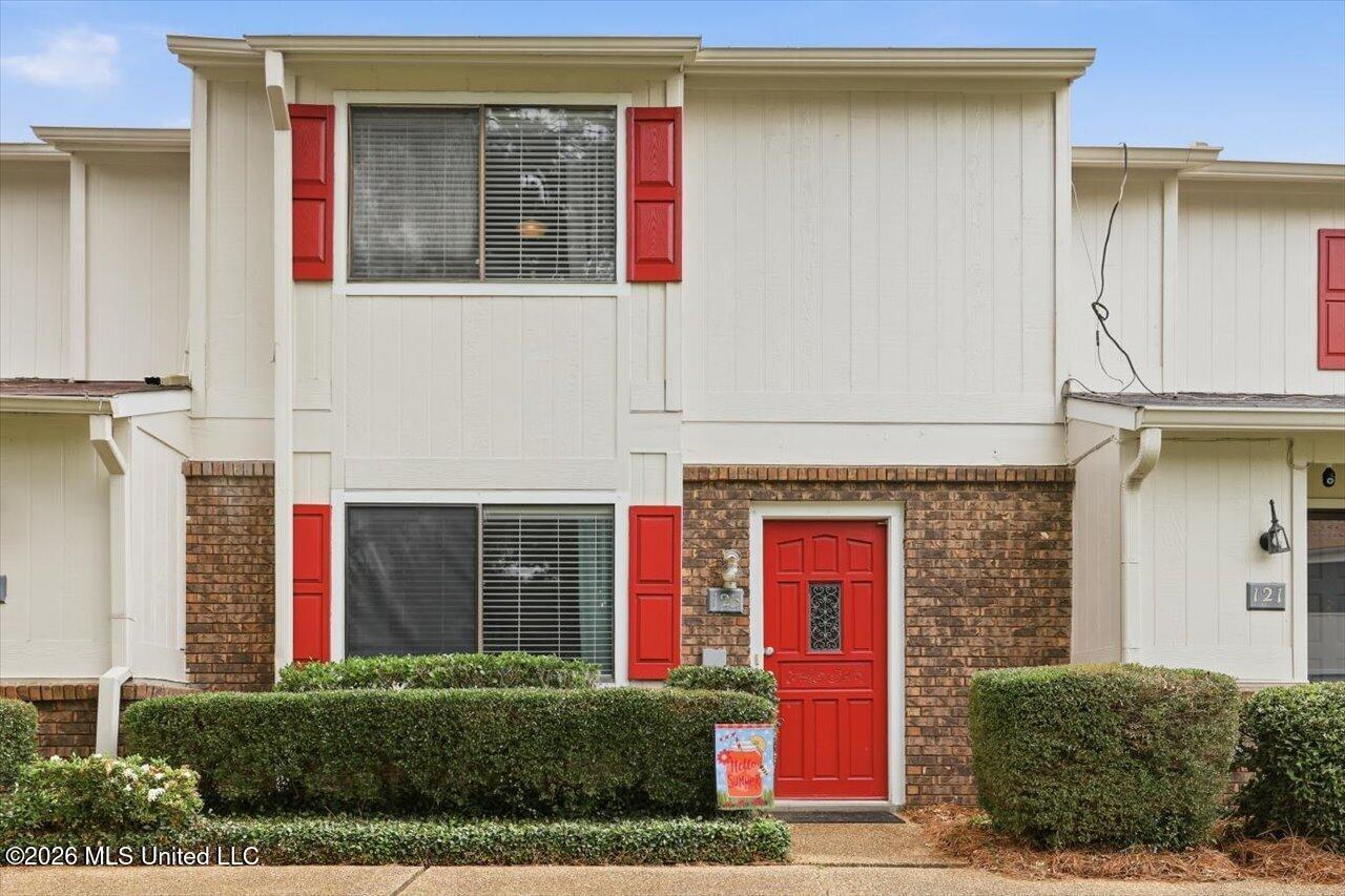 Image 1: 01-123 Lakebend Cir _ Hometoursms.com