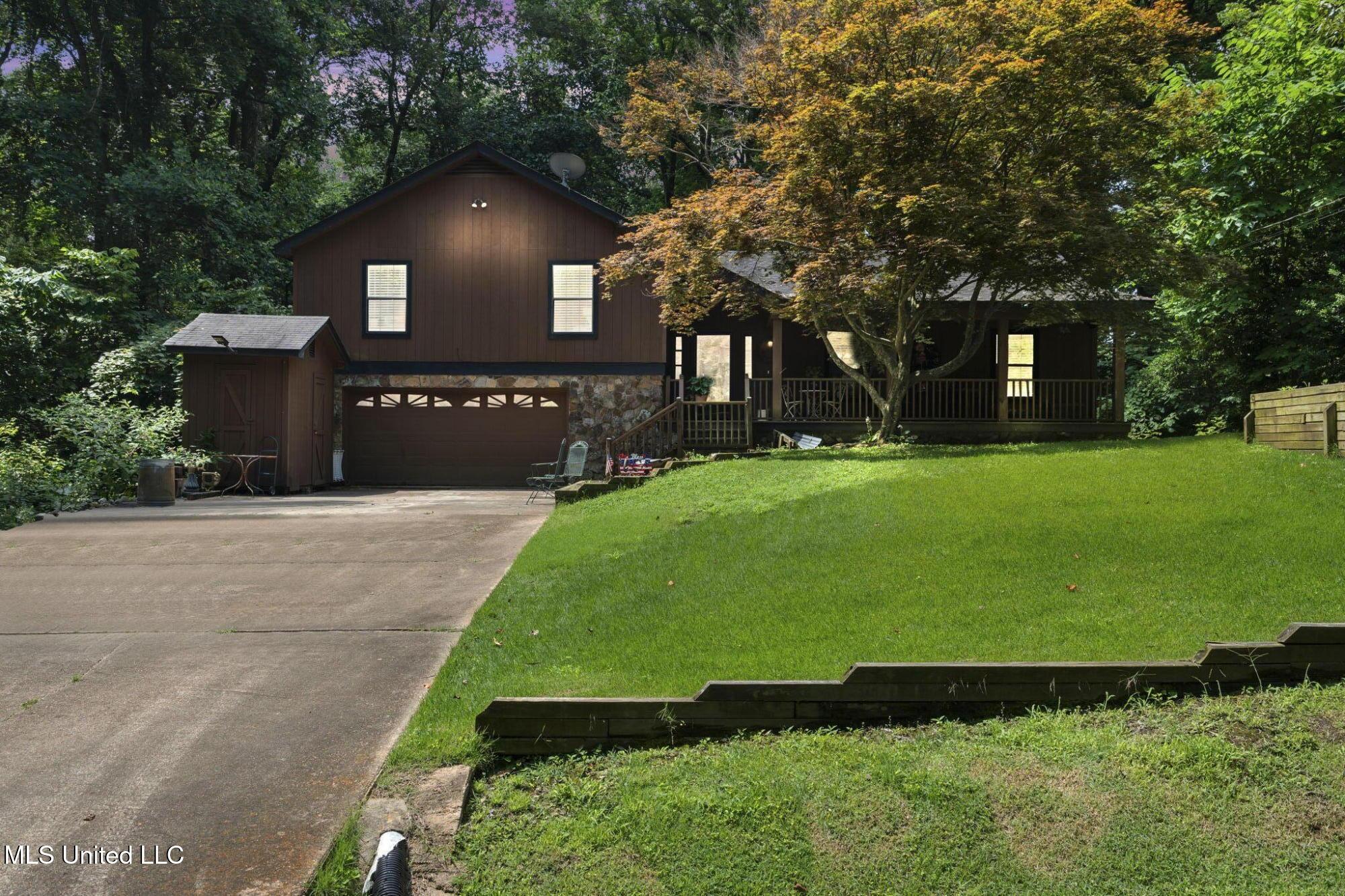 Image 1: 1-web-or-mls-11423 High Rd Twilight