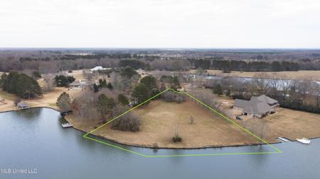 107 Cove Lane