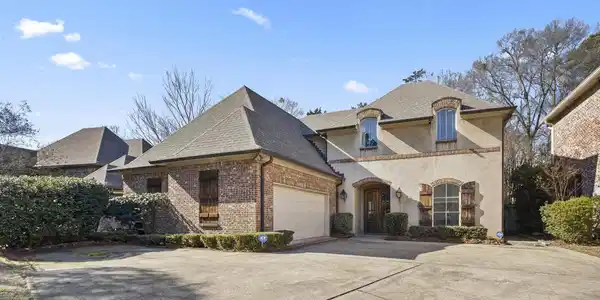 111 Hawks Nest