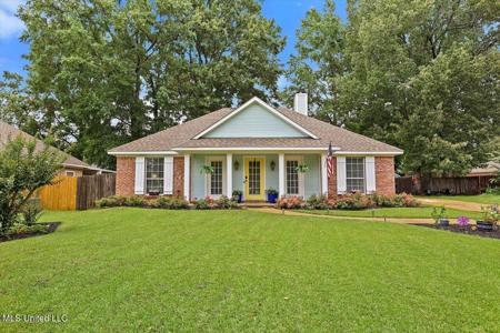 533 Greenhead Circle