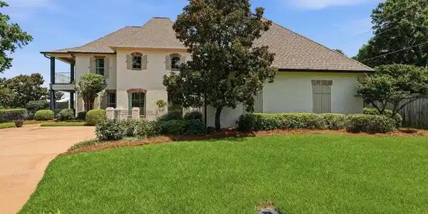 Image 2: 002-57 Grande View _ Hometousms.com