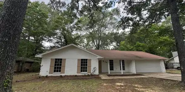 105 Poplar Drive