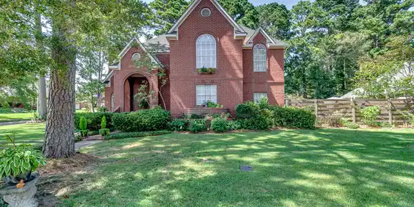 1401 Bay Vista