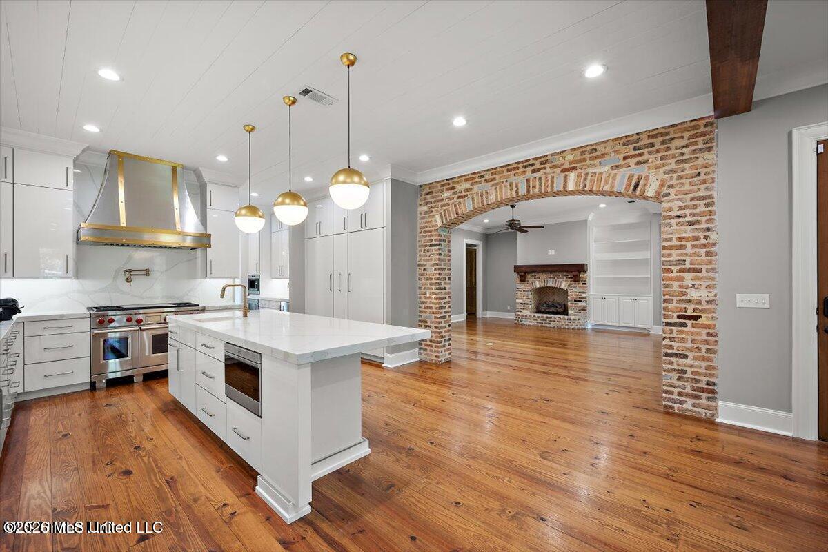 Image 2: 20240510213348722697000000-o