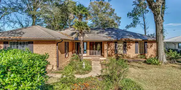101 Sandpiper Road