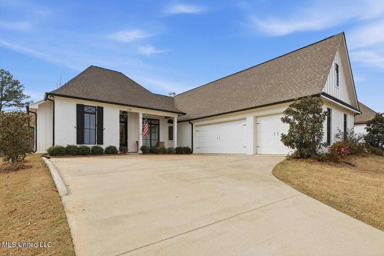 Image 2: 246 Arbor Trail Home Tours MS 2