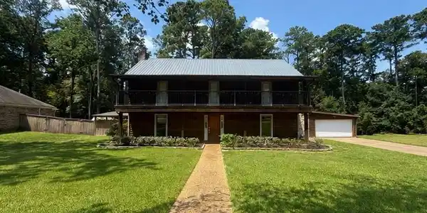 200 Stonington Drive