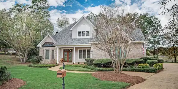 107 Heron Cove