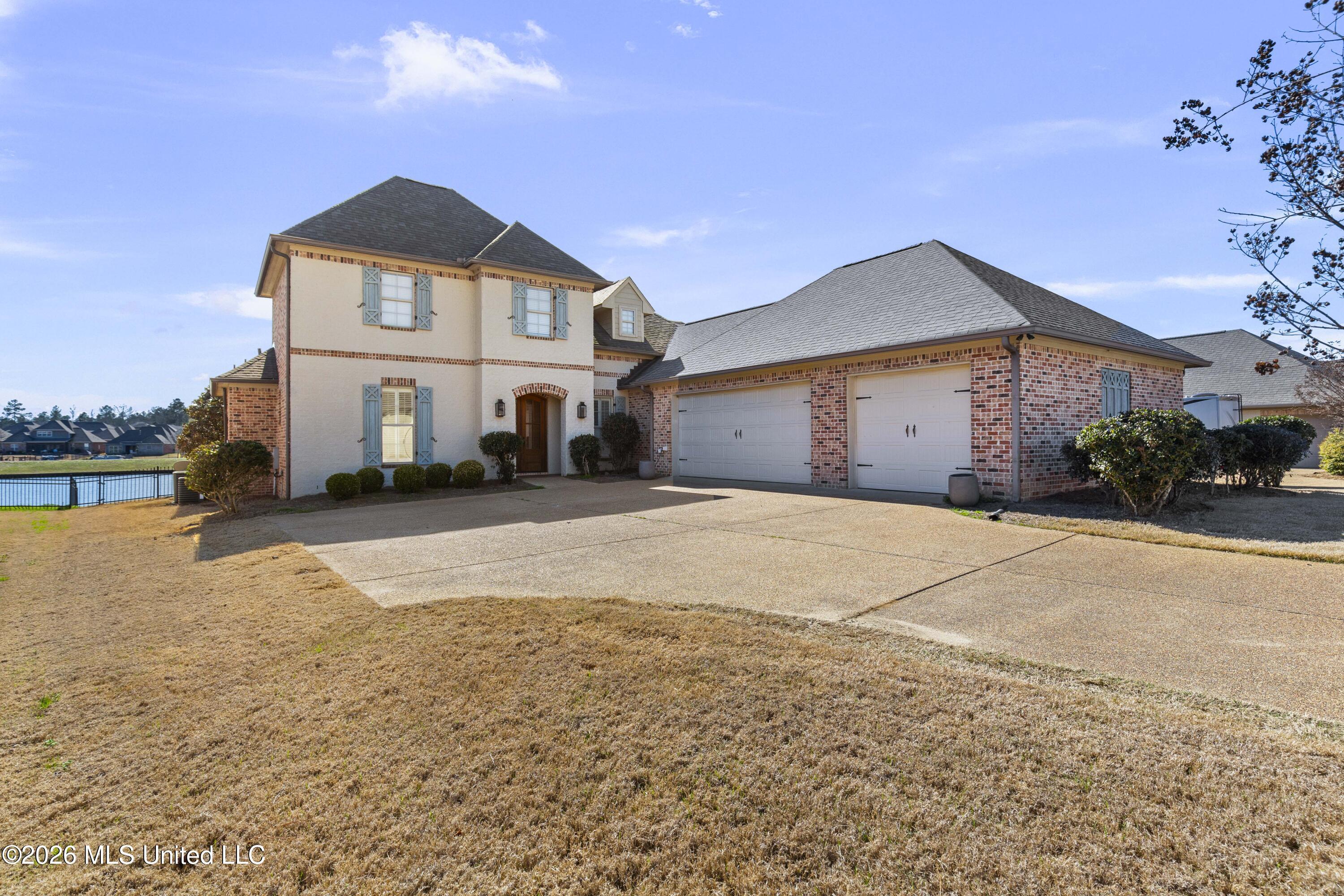 Image 1: 121 Harbor View-3