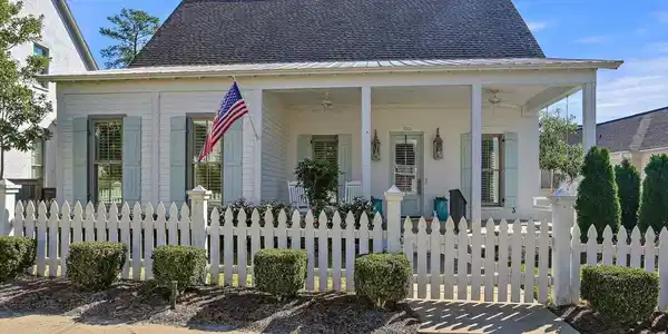 155 N Natchez Drive