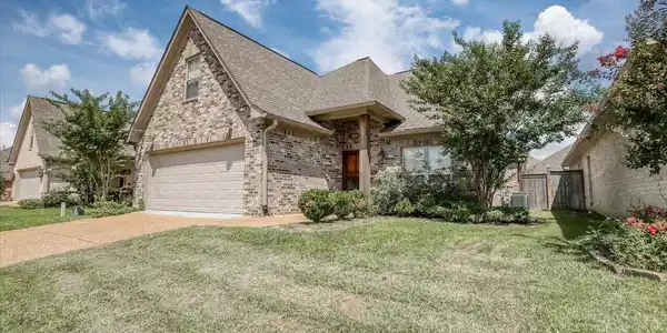 39 Savannah Circle