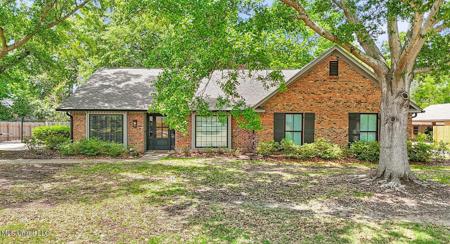 115 Westlake Drive