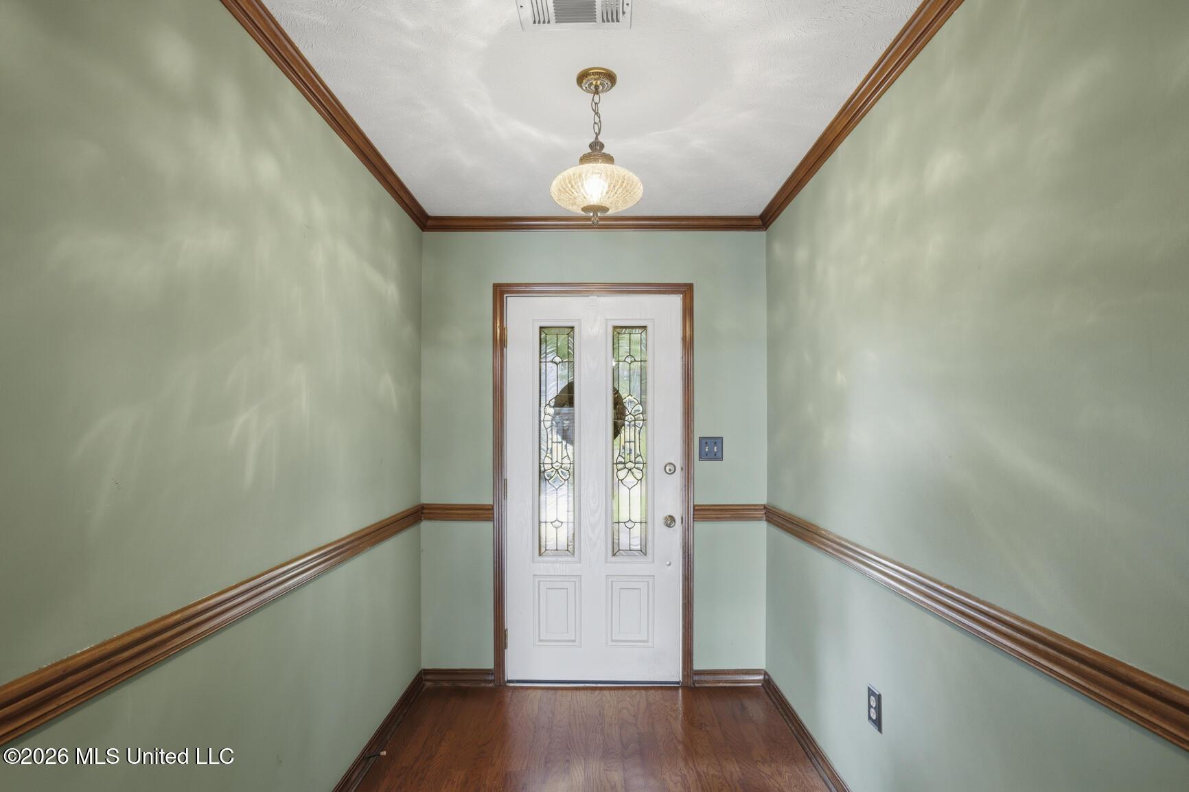 Image 4: 222 Greenfield Pl-4