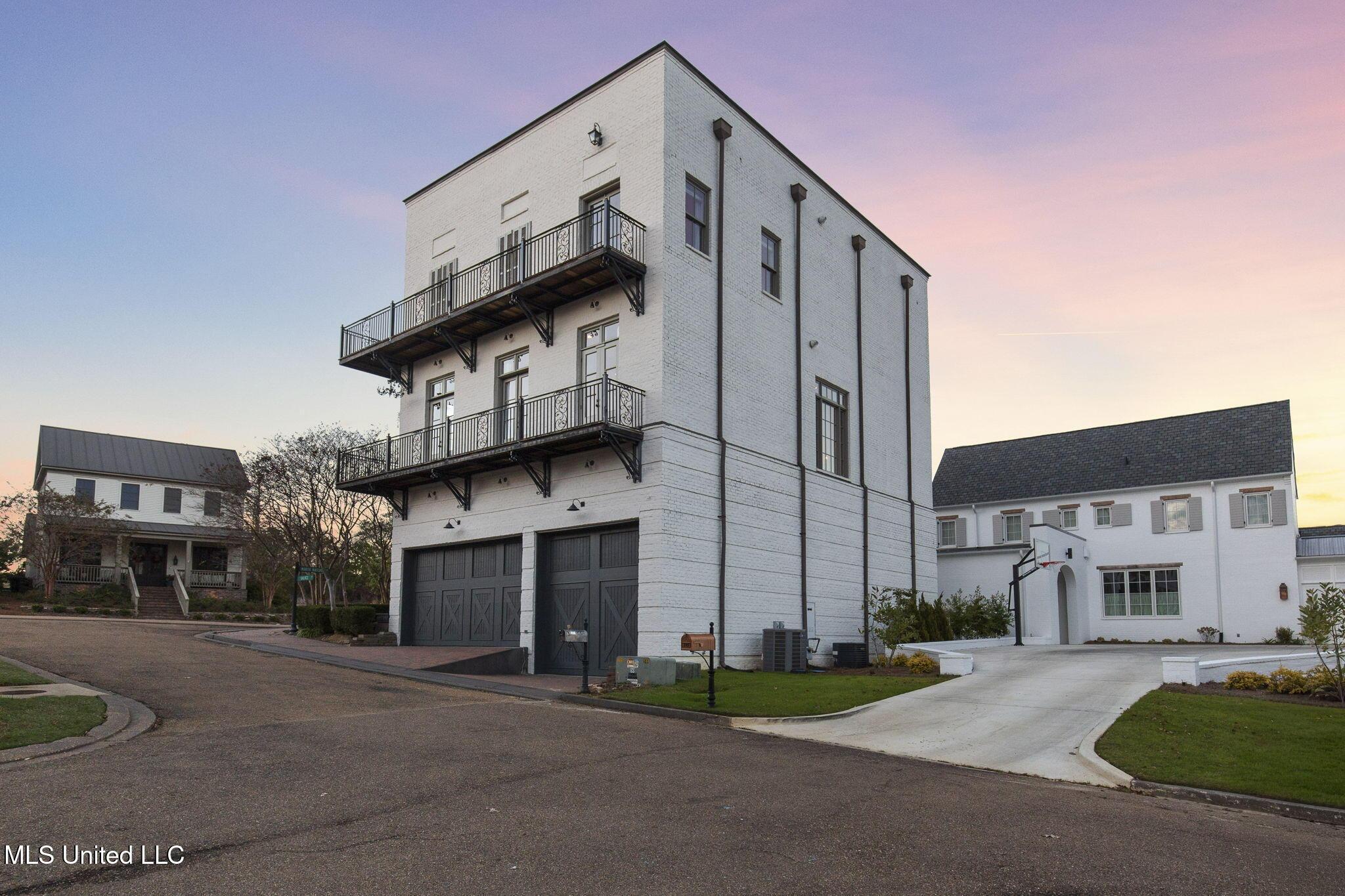 Image 4: 5-web-or-mls-104 Galvez-5