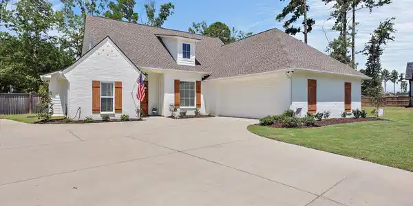 1318 Ballast Way