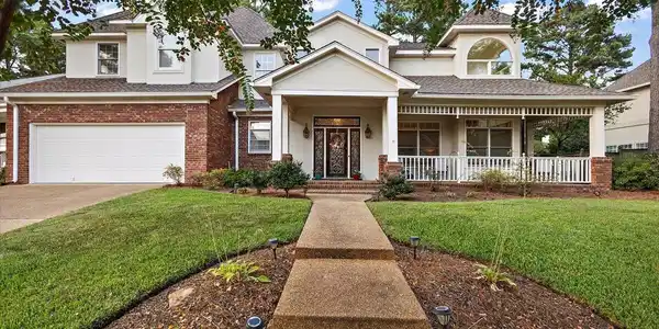 1105 Bay Vista Drive
