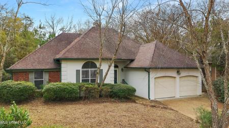 28 Moss Woods Cove