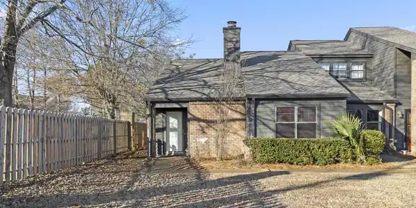 54 Woodlake Drive