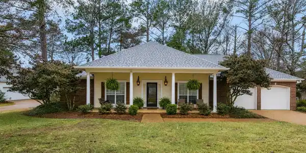 312 Hillchase Drive