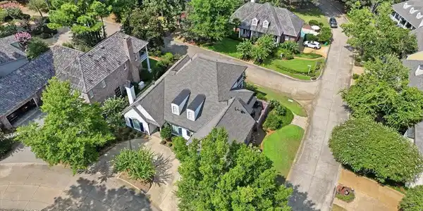 Image 2: Front Elevation