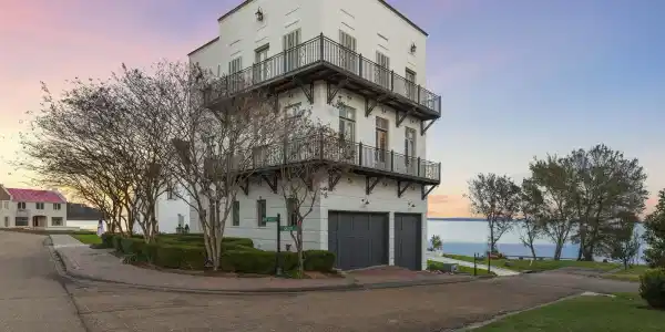 104 Galvez Street