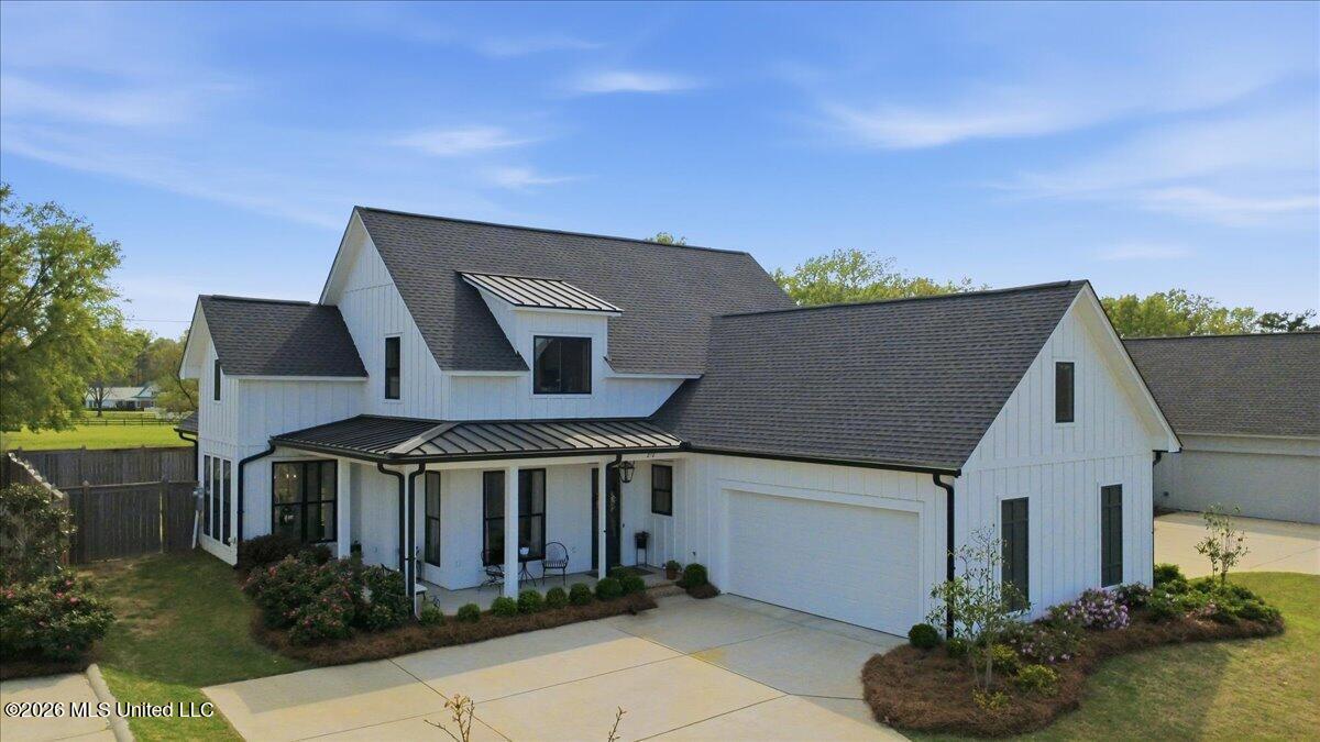 Image 3: 02-272_Arbor_Trl_Drone_001