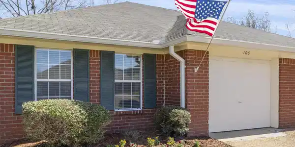 105 Kings Ridge Drive