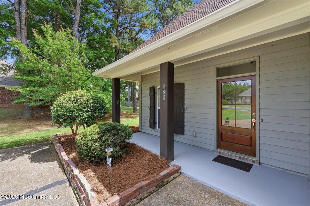 Image 4: 103 Hartfield Dr