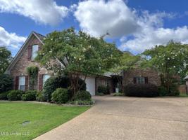 112 Vineyard Boulevard