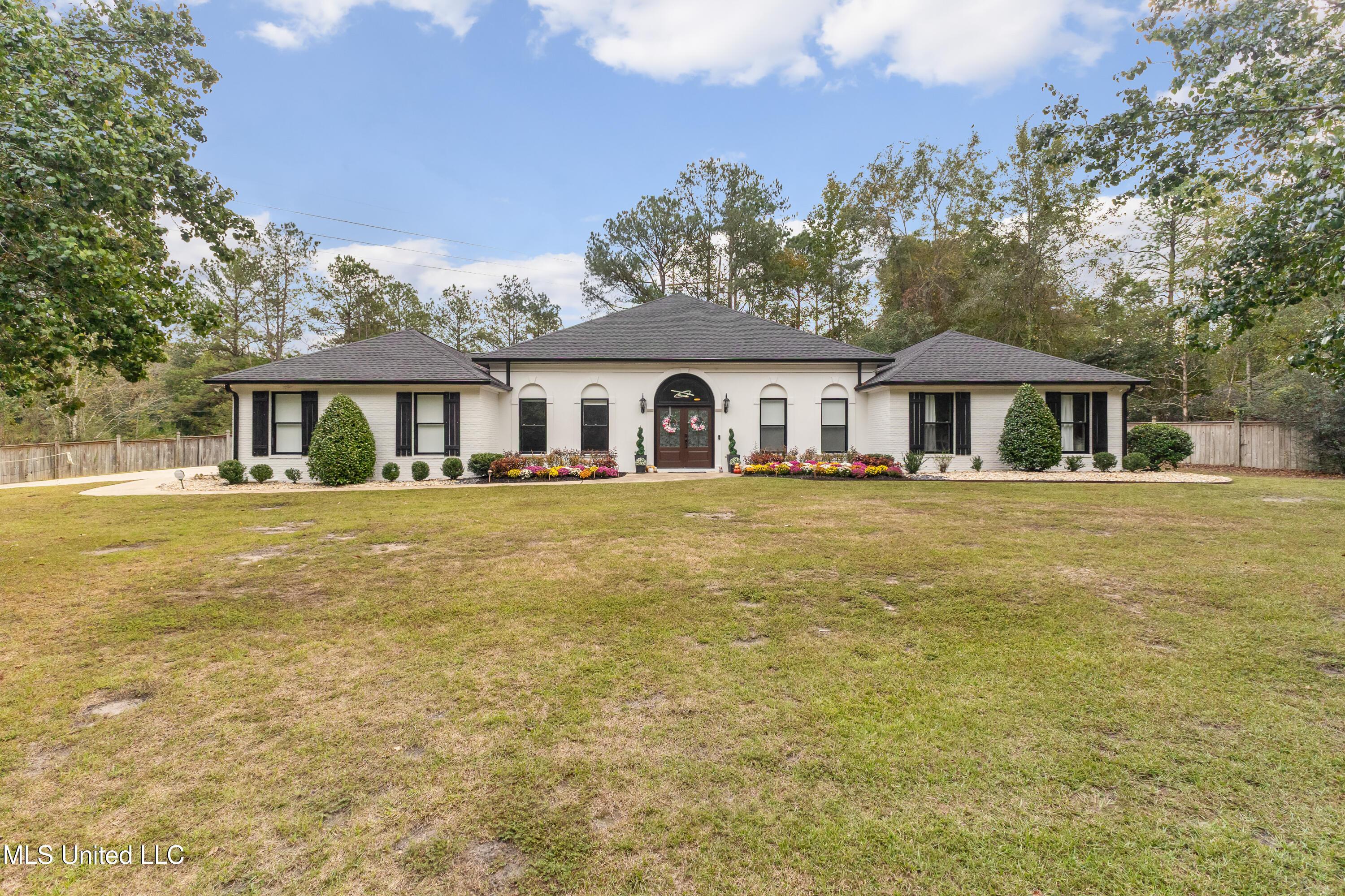 Image 1: 49_Canebrake_Blvd-1