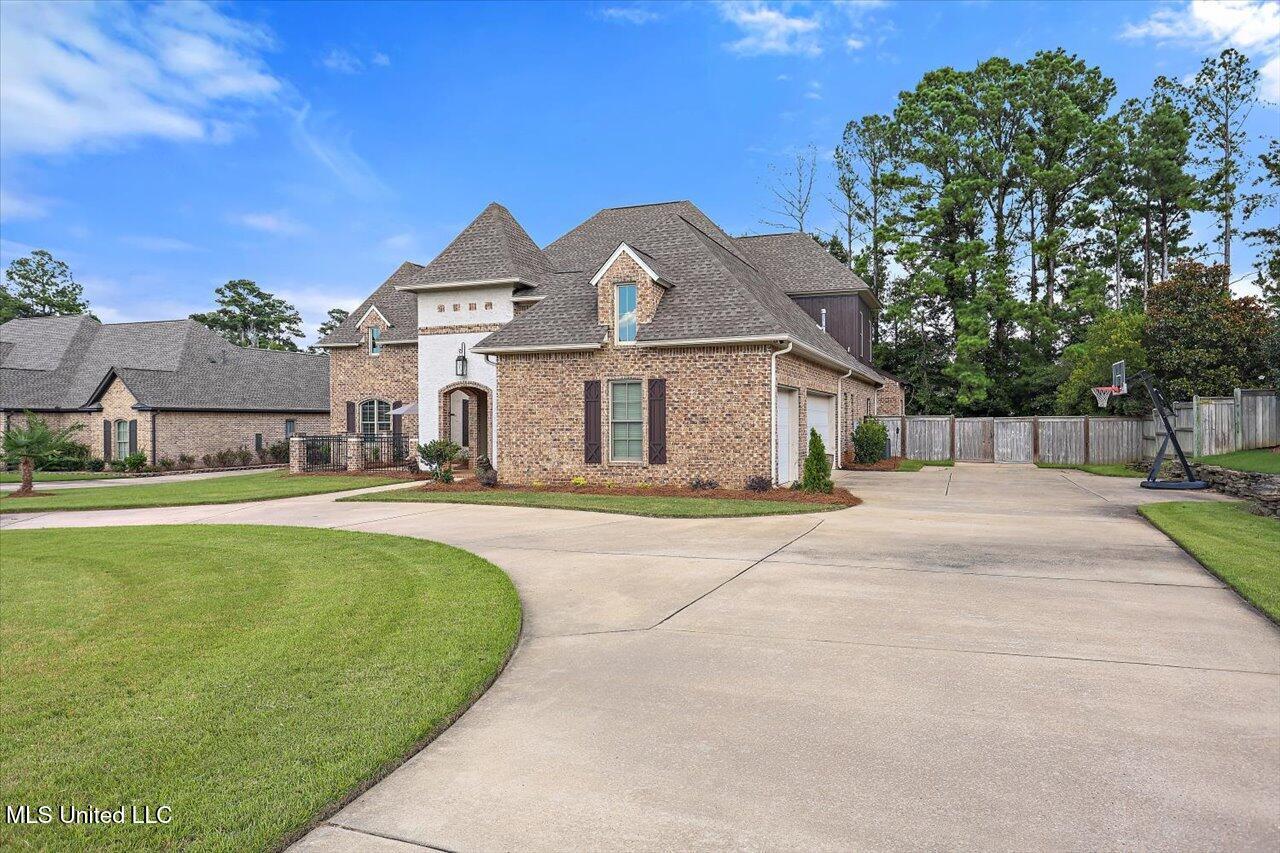 Image 3: 03-213 Ironwood Plantation Blvd