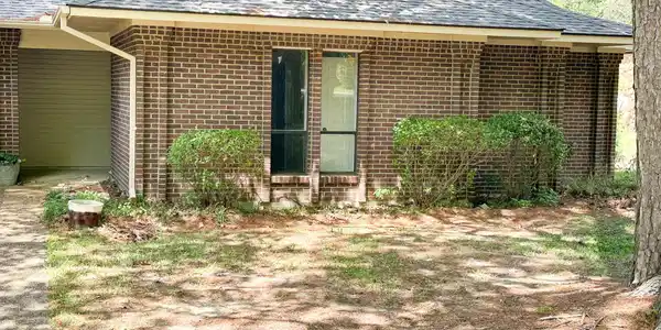 103 Fairfax Circle