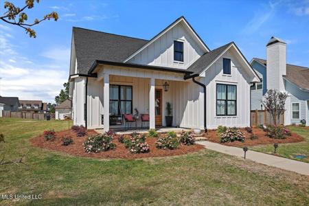 1003 Crepe Myrtle Drive