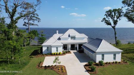 117 N Natchez Drive