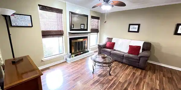 31 LAKE BARNETT DR