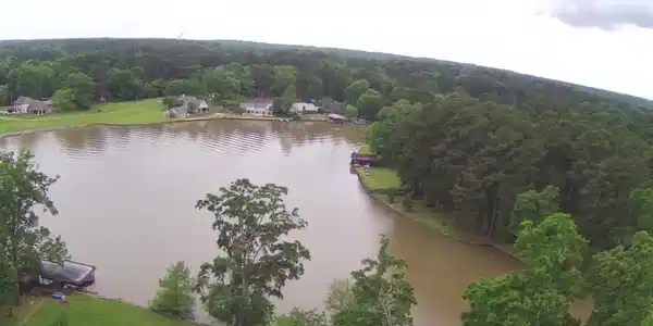 102 PEBBLE LN